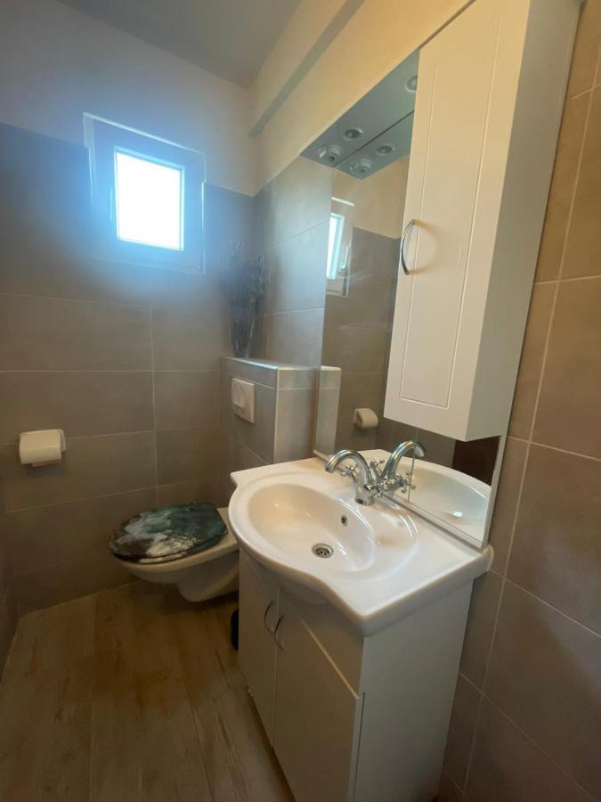 Apartman Dona *