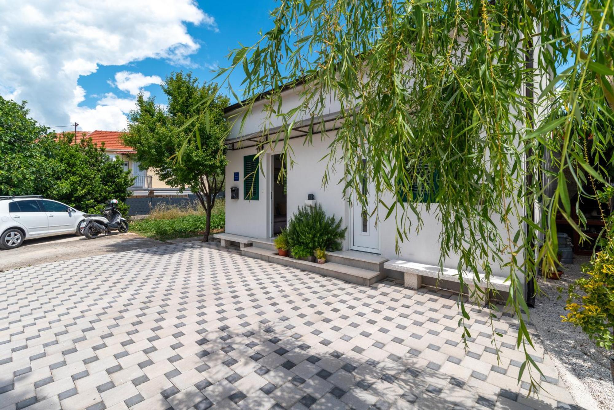Dona * Trogir