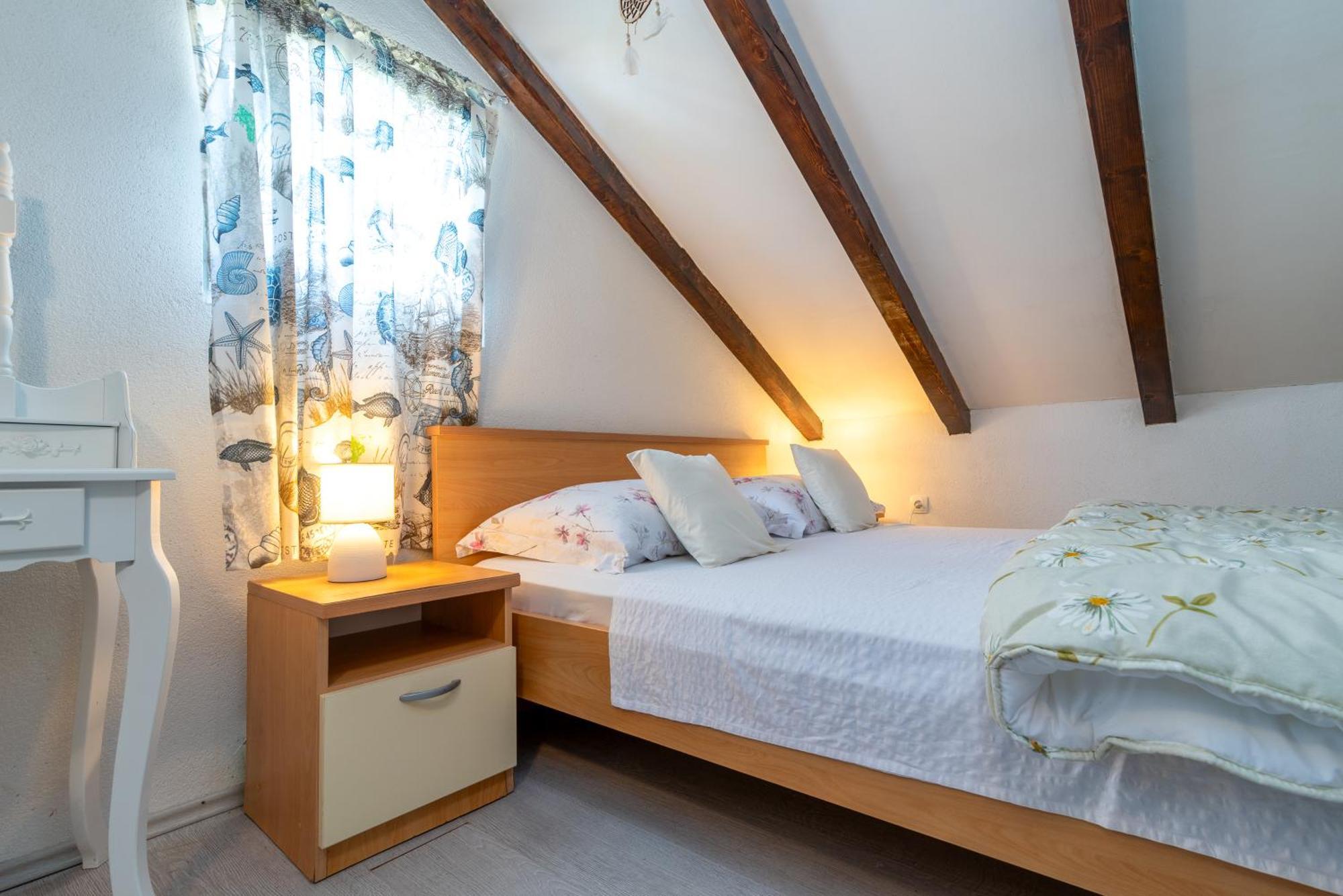 Dona Apartman *